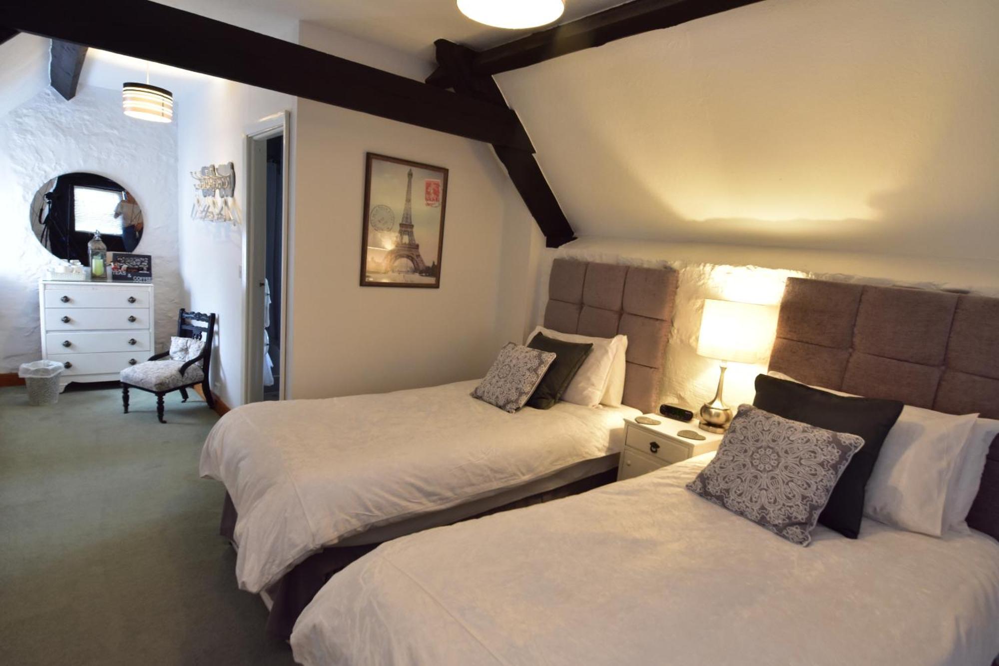 Steps Farmhouse B&B Minehead Oda fotoğraf